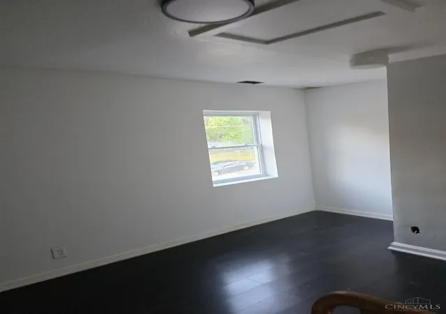 Photo 3 of Single family home for sale at 1223 Mckeone Ave, Cincinnati, OH 45205 | MLS# 1892869 | Listing updated on 2026-09-04