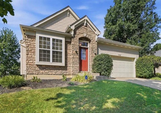 Photo 2 of Single family home for sale at 6005 Hidden Oaks Ct, Hamilton Twp, OH 45039 | MLS# 1892316 | Listing updated on 2026-09-08