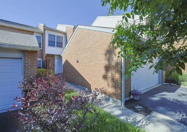 Photo 1 of Sale Pending at 3486 Forestoak Ct, Cincinnati, OH 45208 | MLS# 1892264 | Listing updated on 2026-09-08