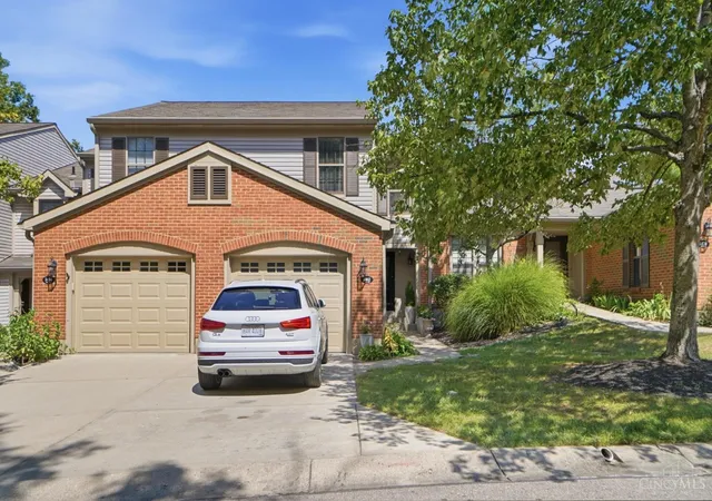 Photo 3 of Condo for sale at 5462 Victorian, Sharonville, OH 45241 | MLS# 1892504 | Listing updated on 2026-09-08