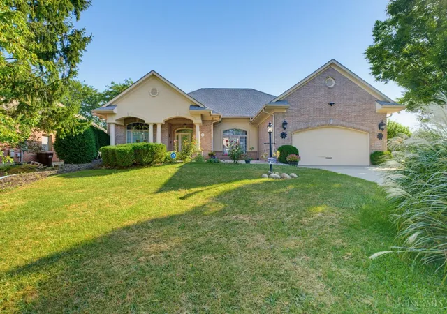Photo 1 of Single family home for sale at 2824 Legend Fls Ct, Beavercreek, OH 45431 | MLS# 1892828 | Listing updated on 2026-09-12