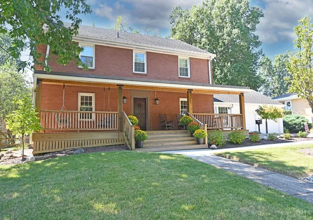 Photo 3 of Single family home for sale at 1345 Oak Knoll Dr, Cincinnati, OH 45224 | MLS# 1892507 | Listing updated on 2026-09-04