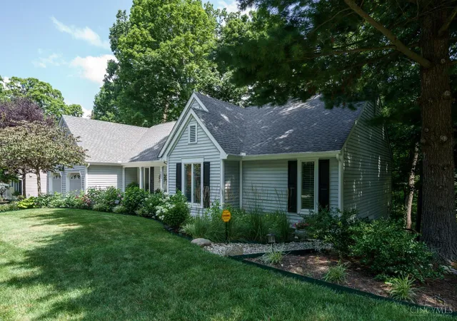 Photo 2 of Sale Pending at 5884 Crittenden Dr, Anderson Twp, OH 45244 | MLS# 1892095 | Listing updated on 2026-09-11