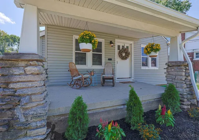 Photo 3 of Sale Pending at 3015 Hull Ave, Cincinnati, OH 45211 | MLS# 1892126 | Listing updated on 2026-09-23