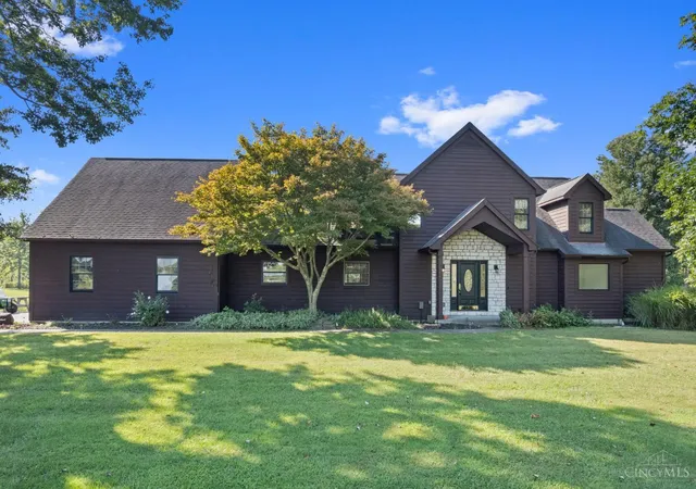 Photo 1 of Single family home for sale at 1613 W Concord Rd, Pierce Twp, OH 45102 | MLS# 1892568 | Listing updated on 2026-09-21
