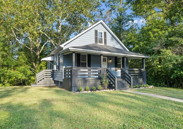 Photo 3 of Single family home for sale at 2685 Spring St, Tate Twp, OH 45106 | MLS# 1892910 | Listing updated on 2026-09-13