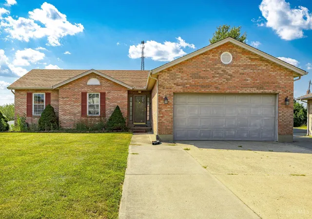 Photo 1 of Sale Pending at 109 Mollie Dr, Hamilton, OH 45013 | MLS# 1892495 | Listing updated on 2026-09-07