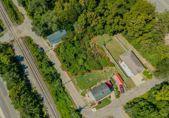 Photo 2 of Land for sale at 2808 Hoff Ave, Cincinnati, OH 45226 | MLS# 1892615 | Listing updated on 2026-09-04