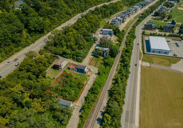 Photo 4 of Land for sale at 2808 Hoff Ave, Cincinnati, OH 45226 | MLS# 1892615 | Listing updated on 2026-09-04