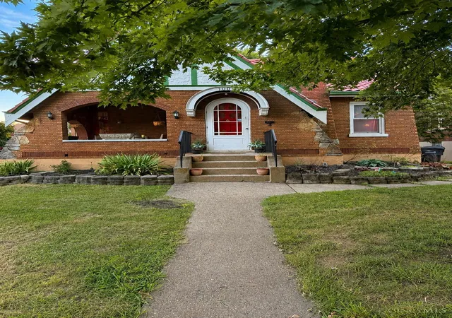 Photo 1 of Single family home for sale at 1001 Rutledge Ave, Cincinnati, OH 45205 | MLS# 1892903 | Listing updated on 2026-09-07