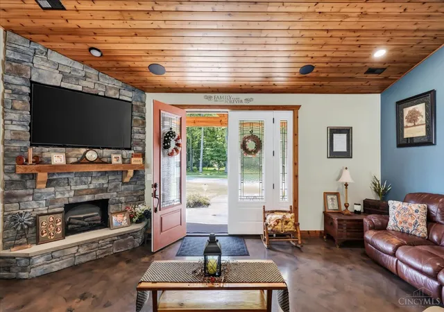 Photo 3 of Single family home for sale at 4405 Anderson Rd, Union Twp, OH 45133 | MLS# 1892803 | Listing updated on 2026-09-08