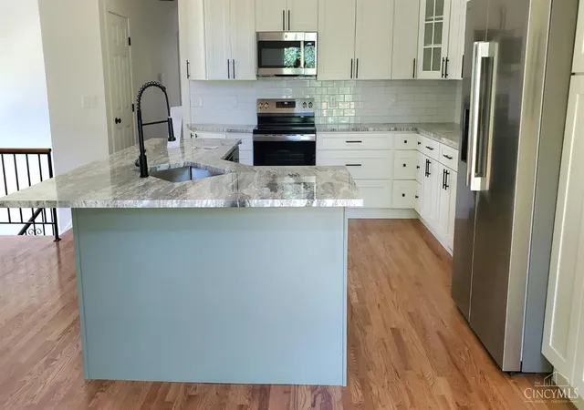 Photo 4 of Single family home for sale at 2559 Concordgreen Dr, Anderson Twp, OH 45244 | MLS# 1889296 | Listing updated on 2026-09-08