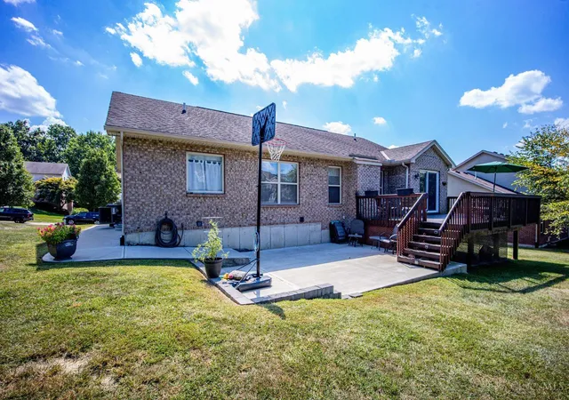 Photo 2 of Sale Pending at 2086 Little Turtle Ct, Ross Twp, OH 45013 | MLS# 1892964 | Listing updated on 2026-09-11