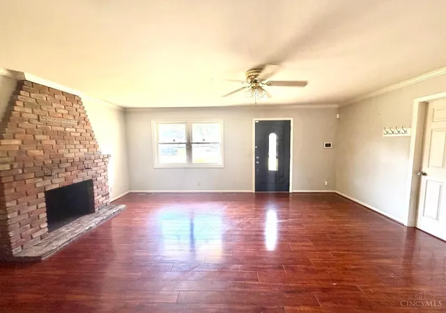 Photo 3 of Sale Pending at 864 N Hill Ln, Springfield Twp., OH 45224 | MLS# 1892984 | Listing updated on 2026-09-13