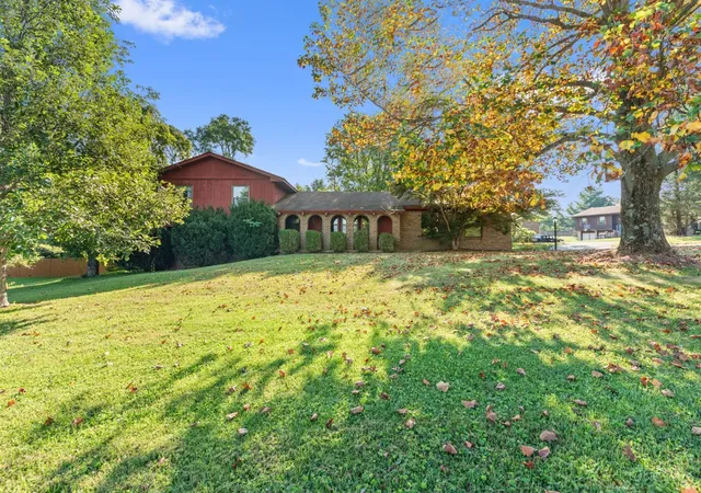 Photo 2 of Single family home for sale at 2524 Poplar Ridge Dr, Tate Twp, OH 45106 | MLS# 1892963 | Listing updated on 2026-09-08