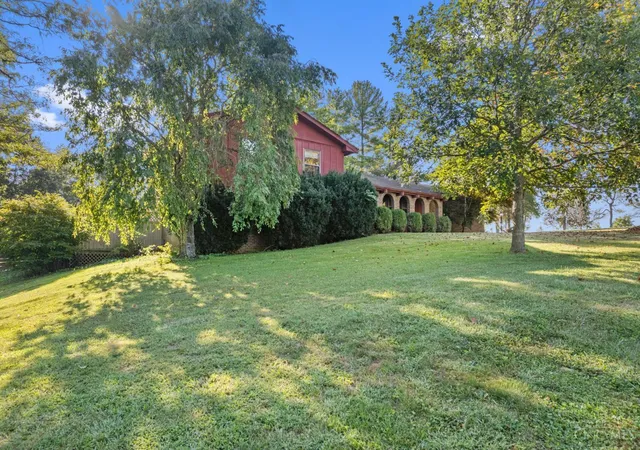 Photo 3 of Single family home for sale at 2524 Poplar Ridge Dr, Tate Twp, OH 45106 | MLS# 1892963 | Listing updated on 2026-09-08