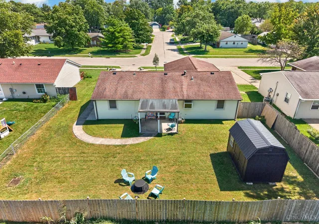 Photo 2 of Sale Pending at 913 Katherine Ave, Lebanon, OH 45036 | MLS# 1892962 | Listing updated on 2026-09-11
