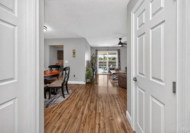 Photo 3 of Sale Pending at 913 Katherine Ave, Lebanon, OH 45036 | MLS# 1892962 | Listing updated on 2026-09-11