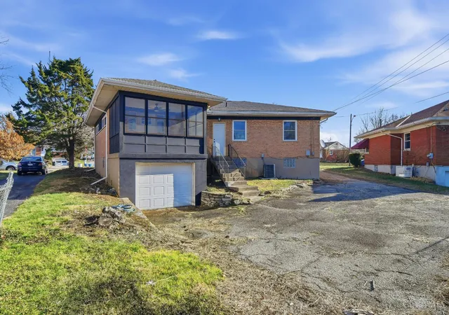 Photo 16 of Single family home for sale at 6101 Capri Dr, Cincinnati, OH 45224 | MLS# 1892994 | Listing updated on 2026-10-02