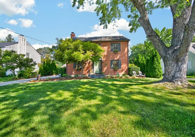 Photo 2 of Sale Pending at 3301 Hampton Pl, Middletown, OH 45042 | MLS# 1892993 | Listing updated on 2026-09-09