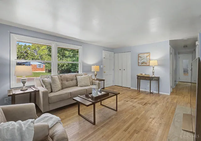 Photo 2 of Single family home for sale at 6131 Vereker Dr, Oxford, OH 45056 | MLS# 1892932 | Listing updated on 2026-09-25