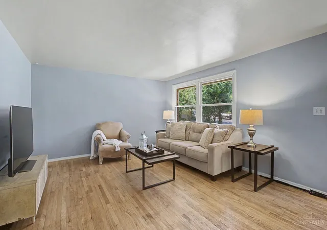 Photo 3 of Single family home for sale at 6131 Vereker Dr, Oxford, OH 45056 | MLS# 1892932 | Listing updated on 2026-09-25