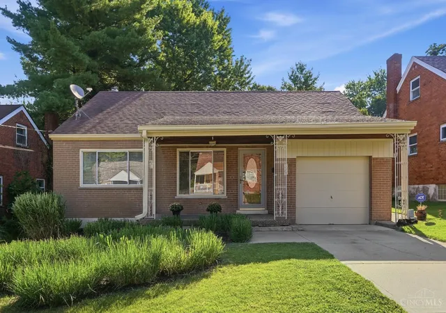 Photo 2 of Sale Pending at 438 Kitty Ln, Delhi Twp, OH 45238 | MLS# 1892948 | Listing updated on 2026-09-07