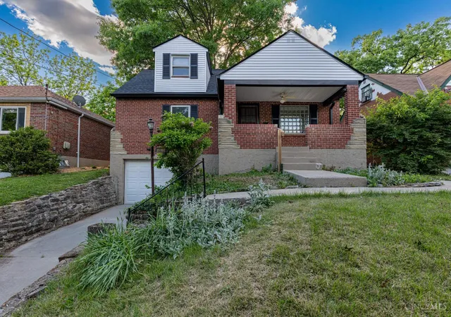 Single family home for sale at 6429 Aspen Way, Cincinnati, OH 45224 | MLS# 1893000