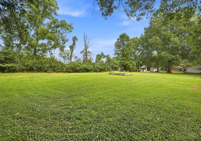 Photo 4 of Sale Pending at 8757 Swigert Rd, Hamilton Twp, OH 45140 | MLS# 1892848 | Listing updated on 2026-09-09