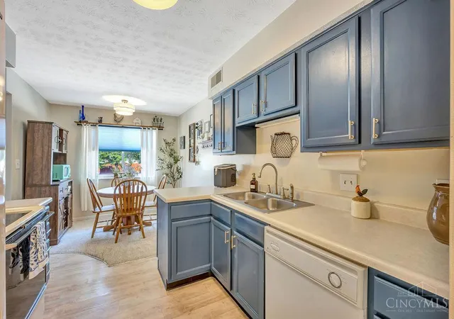 Photo 2 of Sale Pending at 5365 Camelot Dr #42, Fairfield, OH 45014 | MLS# 1892980 | Listing updated on 2026-09-13