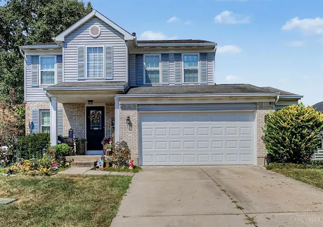 Photo 2 of Single family home for sale at 5829 Cedarwood Ct, Hamilton Twp, OH 45039 | MLS# 1892990 | Listing updated on 2026-09-14