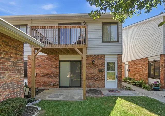 Listing Photo 3 - Condo for sale in building located at 25 Dusk Ct, Fairfield, OH 45014