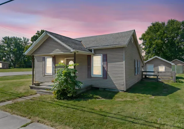 Photo 1 of Sale Pending at 8055 S State Route 48, Maineville, OH 45039 | MLS# 1893014 | Listing updated on 2026-09-08
