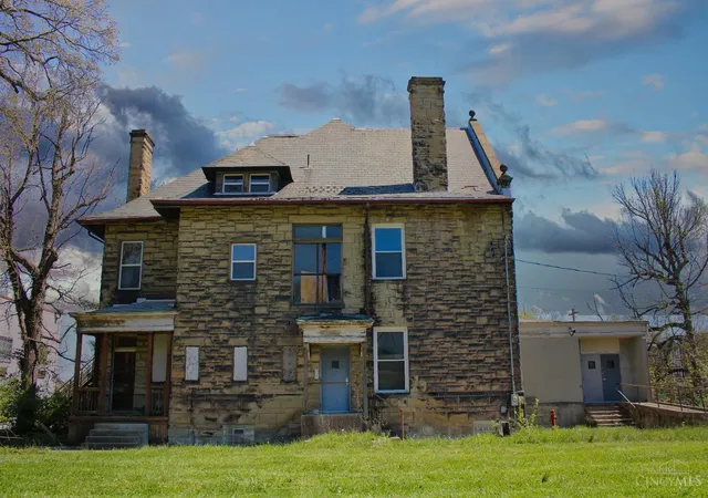 Photo 1 of Multi family home for sale at 618 Forest Ave, Cincinnati, OH 45229 | MLS# 1893017 | Listing updated on 2026-09-08