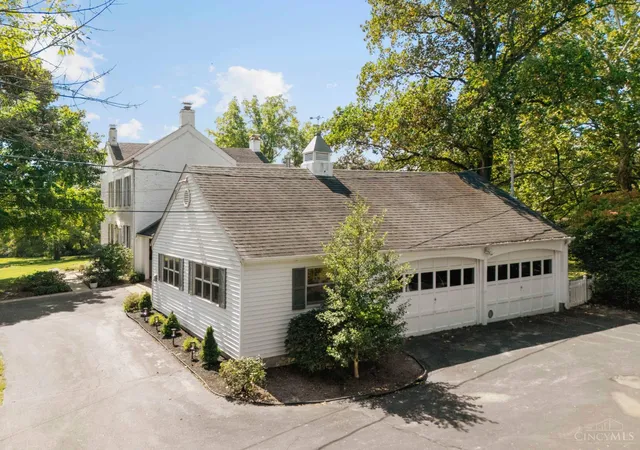 Photo 2 of Single family home for sale at 320 Bland Ave, Blanchester, OH 45107 | MLS# 1893026 | Listing updated on 2026-09-05