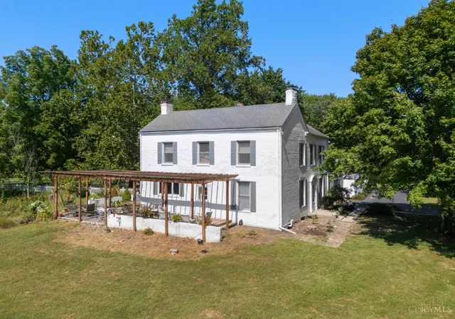 Photo 4 of Single family home for sale at 320 Bland Ave, Blanchester, OH 45107 | MLS# 1893026 | Listing updated on 2026-09-05