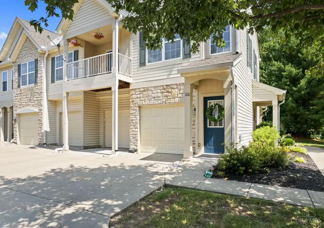 Photo 2 of Condo for sale at 126 Tall Trees Dr, Batavia Twp, OH 45102 | MLS# 1893039 | Listing updated on 2026-09-08