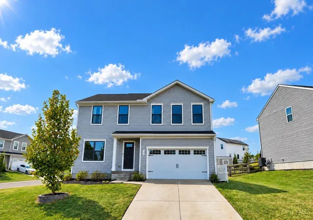 Single family home for sale at 101 Xing Way Ct, New Richmond, OH 45157 | MLS# 1893052