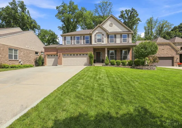 Single family home for sale at 7510 Marsh Crk Ln, Hamilton Twp, OH 45039 | MLS# 1891633