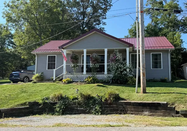 Single family home for sale at 247 Park Ave, Hillsboro, OH 45133 | MLS# 1893065