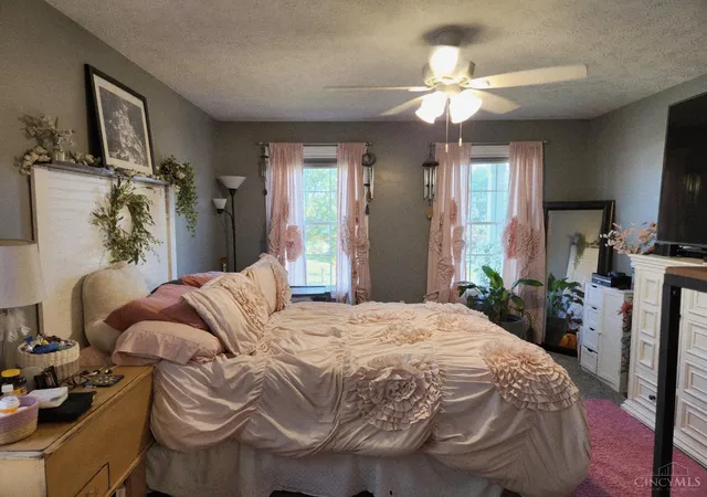 Photo 4 of Single family home for sale at 247 Park Ave, Hillsboro, OH 45133 | MLS# 1893065 | Listing updated on 2026-09-07