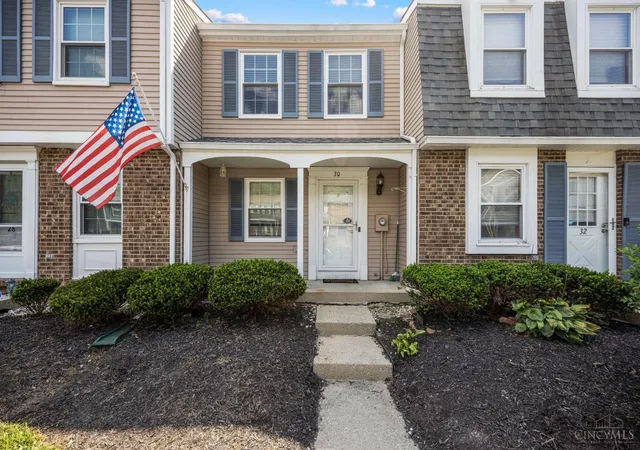 Photo 1 of Sale Pending at 30 Hunters Ct, Pierce Twp, OH 45102 | MLS# 1893076 | Listing updated on 2026-09-15