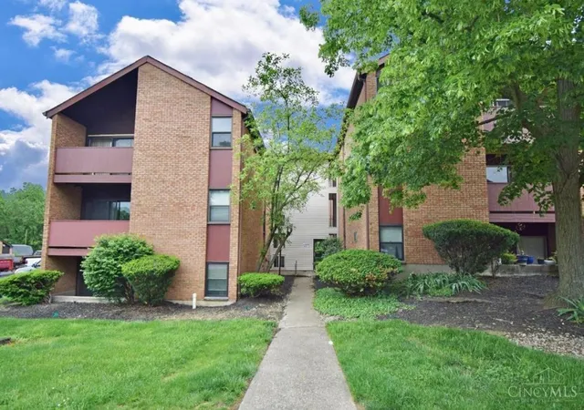Photo 1 of Condo for sale at 4908 Chalet Dr #403, St Bernard, OH 45217 | MLS# 1893047 | Listing updated on 2026-09-07