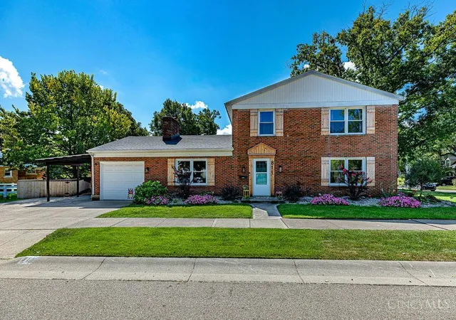 Photo 1 of Sale Pending at 811 Haldimand Ave, Hamilton, OH 45013 | MLS# 1893066 | Listing updated on 2026-10-11