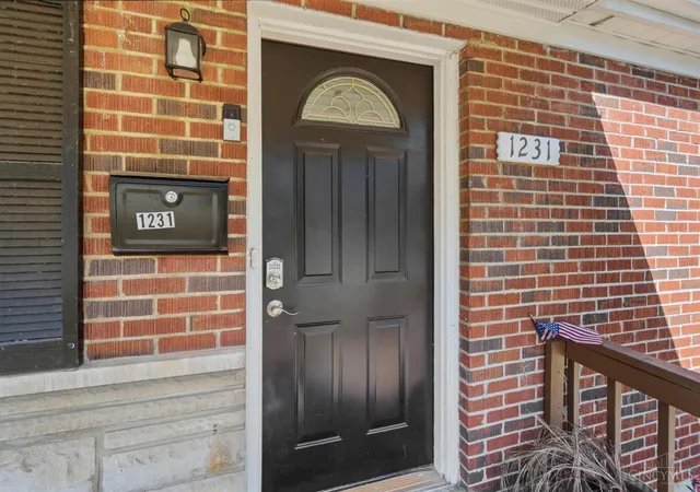 Photo 4 of Single family home for sale at 1231 Thurnridge Dr, Reading, OH 45215 | MLS# 1893087 | Listing updated on 2026-09-16