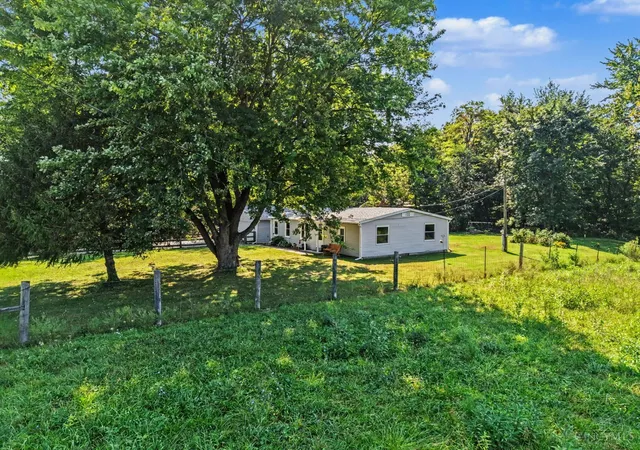 Photo 3 of Single family home for sale at 2951 Mount Olive Point Isabel Rd, Franklin Twp, OH 45106 | MLS# 1893088 | Listing updated on 2026-09-11