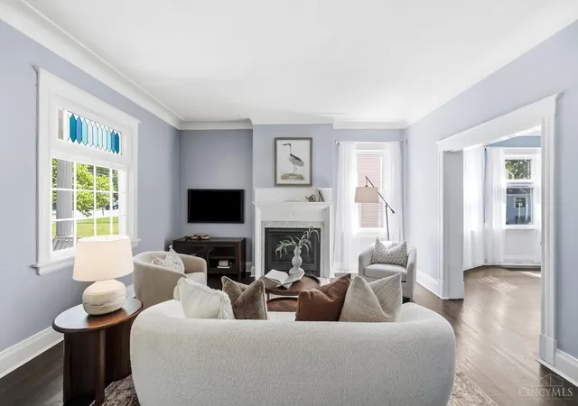 Photo 3 of Single family home for sale at 3767 Hyde Park Ave, Cincinnati, OH 45209 | MLS# 1893103 | Listing updated on 2026-10-06