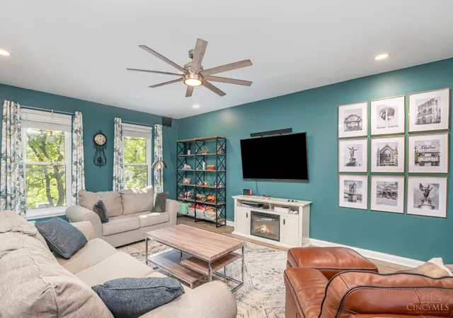 Photo 4 of Single family home for sale at 1015 Cutter St, Cincinnati, OH 45203 | MLS# 1893118 | Listing updated on 2026-09-23