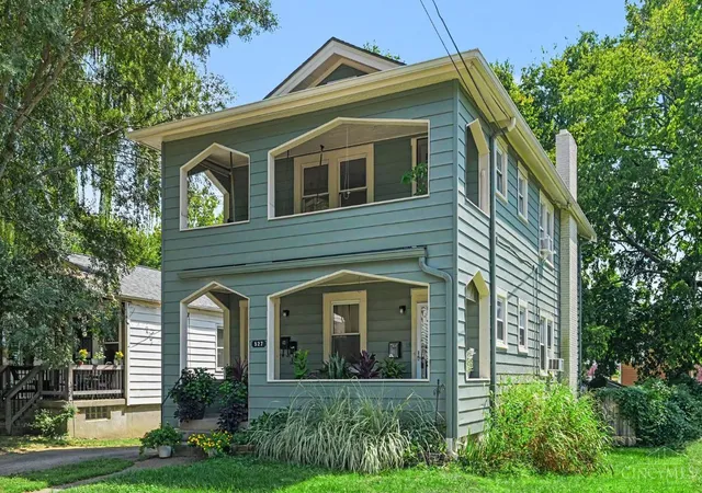 Photo 1 of Sale Pending at 527 Flatt Ter, Cincinnati, OH 45232 | MLS# 1893145 | Listing updated on 2026-09-16