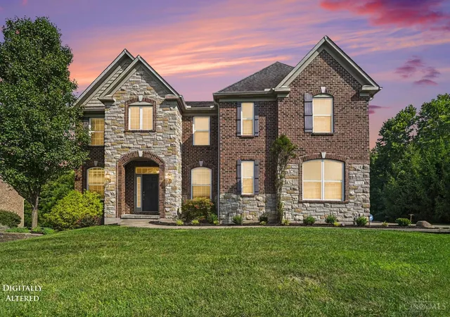 Photo 2 of Single family home for sale at 5118 Oak Brk Dr, Union Twp, OH 45244 | MLS# 1892552 | Listing updated on 2026-09-08